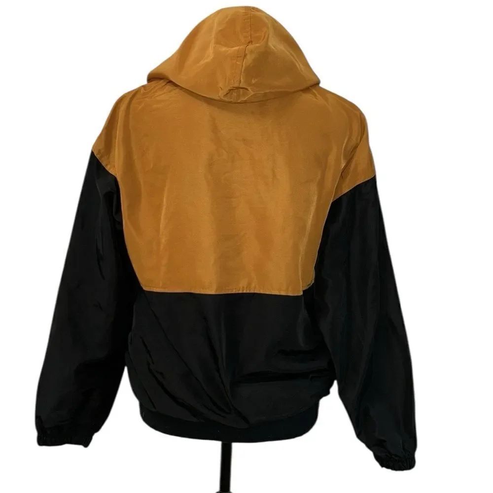 Forever21 Color block WindbreakerJacket(Size Small) - Picture 4 of 9
